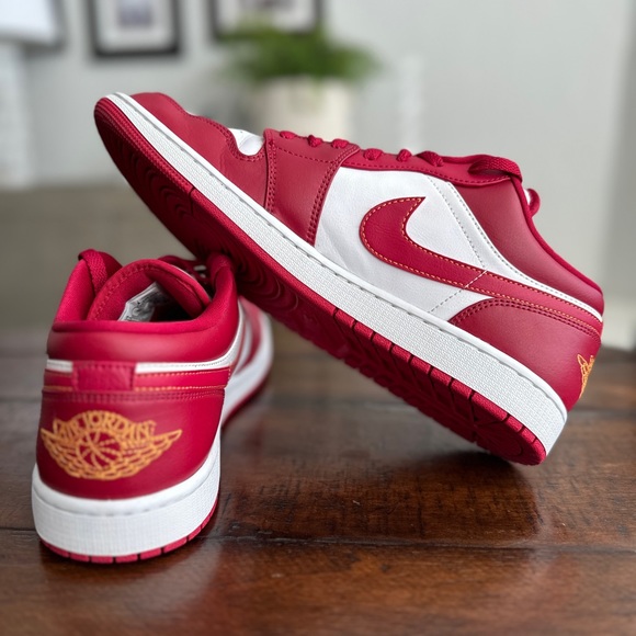 Jordan 1 Low Cardinal (Red, white, gold) Size 11 - Picture 8 of 9